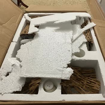 Kütahya Porselen Kargolaması Çok Kötü Kırık Ürün Gönderildi