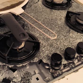 Electrolux Cam Ocak Patlaması