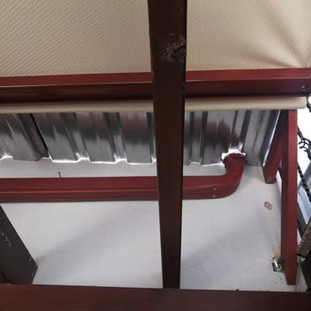 Ayyıldızlar Tente Dört Aydır Eksik Montaj Tamamlanmadığı Gibi Şimdi De Tente Bozuldu