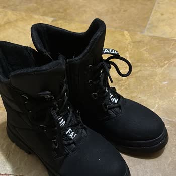 StoneClub Ayakkabı Stoneclub Mağazasından Alınan Yeni Bot Su Aldı