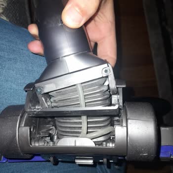 Dyson Süpürme Başlığı Kırılması