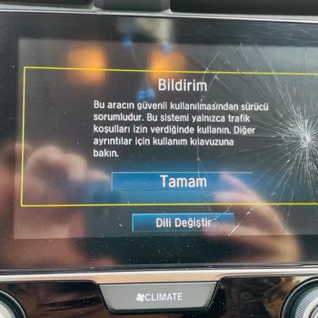 Honda Civic 2021 Multimedya Ekran Kırıldı