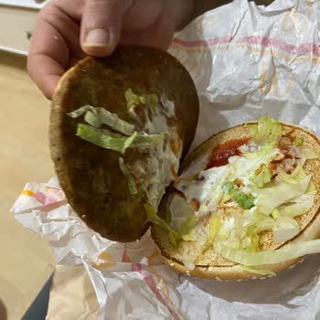 McDonald's Siparişin Yanlış Ve Ürünün Boş Gönderilmesi