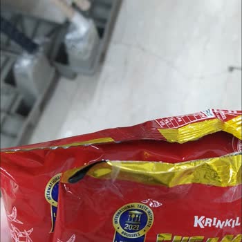 BİM'de Bantlı Ve Bozulmuş Ürünler