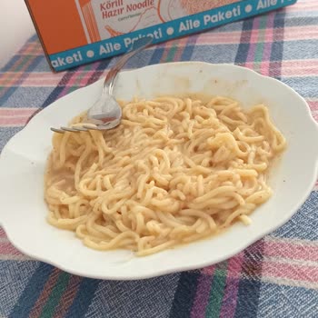 indomie Marka Hazır Noodle 'Dan Tırnak Çıktı!