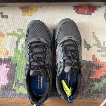 Emaaza.com.tr Ayakkabının İki Teki De Aynı