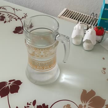 Paşabahçe Sürahi Kapağı Kırıldı