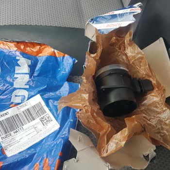 MNG Kargo'dan Gelen Kargomun İçindeki Ürün Kırık Ve Ezilmiş