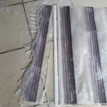 Ay Işığı Halı Yıkama (Avcılar) Perdemi Yırtıp Paramı İade Vermedi