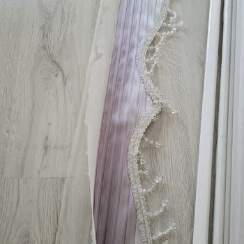 Ay Işığı Halı Yıkama (Avcılar) Perdemi Yırtıp Paramı İade Vermedi