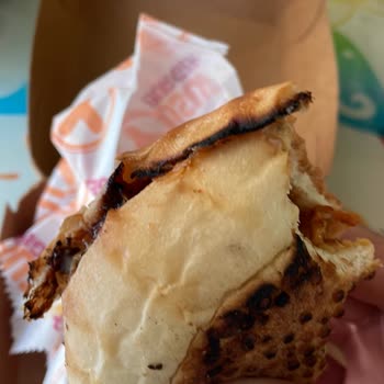 Köfteci Yusuf Ayvalık Yanık Hamburger Gönderiyor!