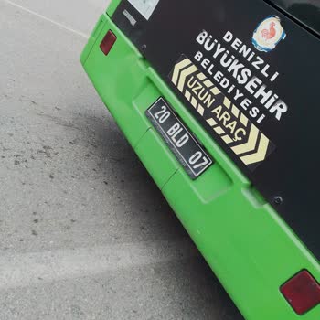 Denizli Büyükşehir Belediyesi 20 Bld 07 Plakalı Otobüs Şoförü Dikkatsiz Ve Sorumsuz