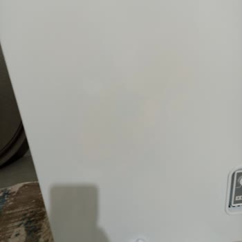 Uğur Derin Dondurucu Defolu Çıktı. Yetkili Servis İlgilenmiyor