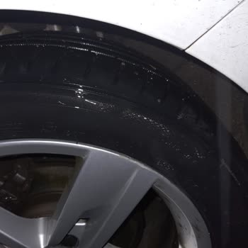 Euromaster İş Bilmeyen Eleman!