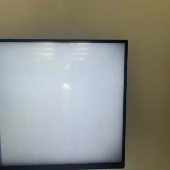 Beko TV Kenarlarda Kararma