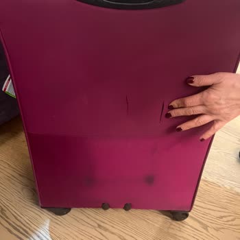 Turk Hava Yolları Bavul Taşıma Özensizliği