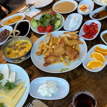 Van Kahvaltı Sarayı Az Ürün Çok Para Aldı