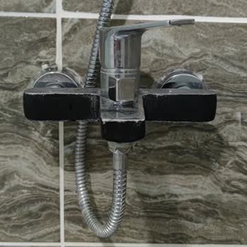 Adell Armatür Batarya-Duş Robotu