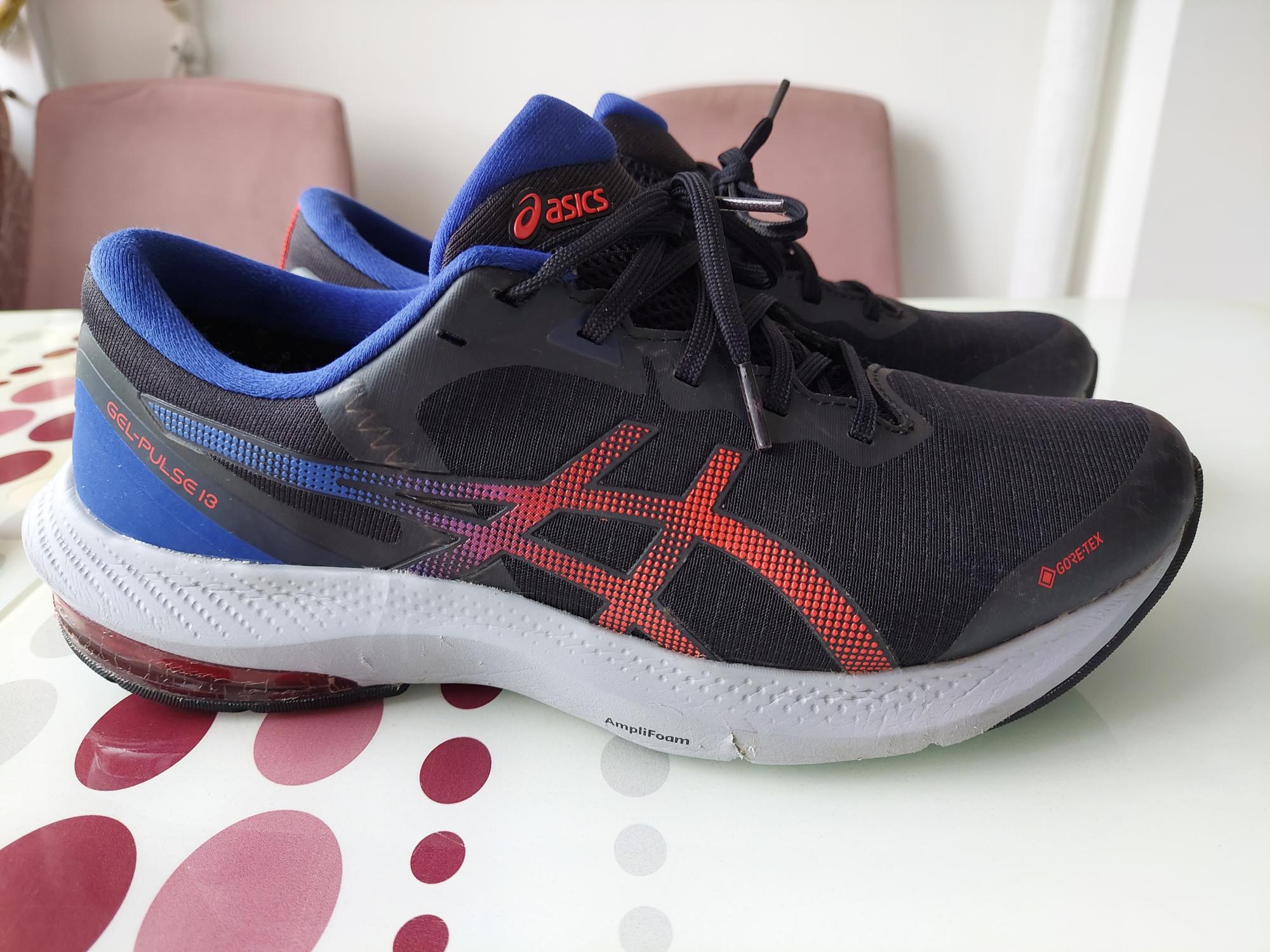 シューズ ASICS DESTIQUE Asics Gel-Pulse13 GTX Sneakers Cracked On The Heel - Xolvie