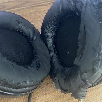 Gamepower Magnus V2 RGB Oyuncu Kulak Süngeri