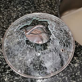 Korkmaz Mutfak Eşyaları Ürünümün Parçalanması. Kullanılamaz Hale Gelmesi