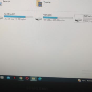 Sandisk Flash Bellek Hafızası Üstünde Yazandan Farklı