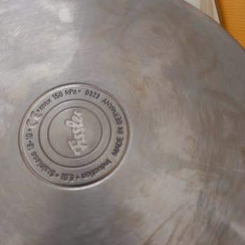 Fissler Vitaquick İlk Kullanımda Çakmayan Lekeler