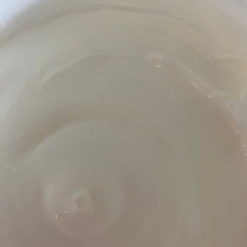 Dost Süt Dost Süzme Yoğurttan Kıl Çıktı