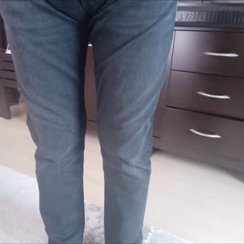 Mavi Firması Kot Pantolonda Paça Dönmesi Ve Kusurlu Ürün