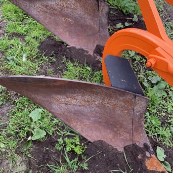 Türk Traktör Alpler Pulluk Üretim Hatası Çatlama