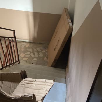 A101 Alınan Ürünüm Kapıya Yırtık Koliyle Atıldı