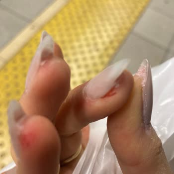 Meryem Kısa Beauty Clinic Protez Tırnak Ve Kalıcı Oje