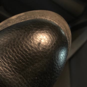 Calvin Klein Aldığım Yüksek Fiyatlı Botun Kısa Sürede Deformesi