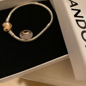 Pandora Mücevher Pandora Kırılan Cam Charm Im İçin Garantiye Rağmen İşlem Yapmadı.