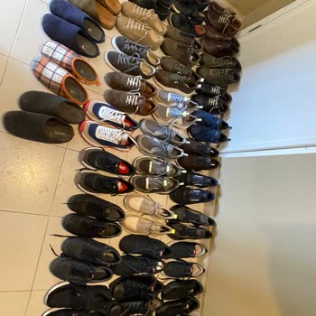 Camper Ayakkabıda Kısa Süreli Tek Kullanımda Lekelenme Ve İzler