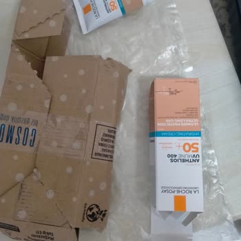 La Roche - Posay Aldığım Renkli Güneş Kreminin Tonun Kapalı Olması