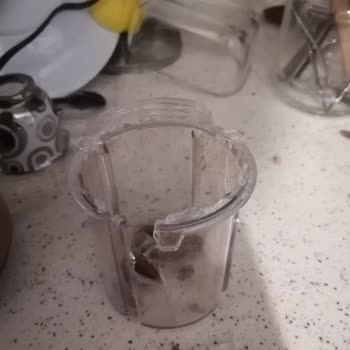 Arzum Blender Seti İlk Kullanımda Paramparça