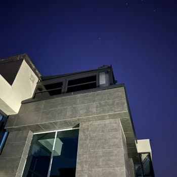 Albert Genau Mağduru Kitaplara Konu Filmlere Senaryo