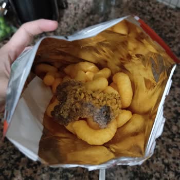 Cheetos Peynirli Cips İçinde Tahta Parçası Çıktı