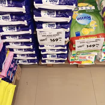 Şok Market İn Afiş Ve Etiket Arasındaki Uyuşmazlığı