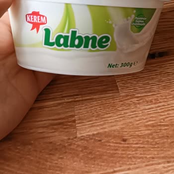 BİM Kerem Labne Peynirin Kutusu Boş