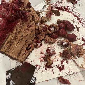 Ganache Patisserie Sipariş Edilen Küflü Pasta