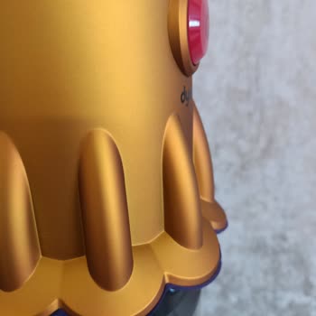 Dyson V12 Cihazımdaki Soyulma Ve Aşınma