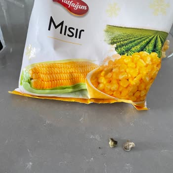 BİM Dondurulmuş Mısırın İçinden Harici Bir Şey Çıktı