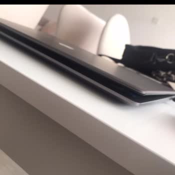 Monster Notebook  Laptop Kapağı Kapanmıyor! Ürünün Arkasında Durmuyor!