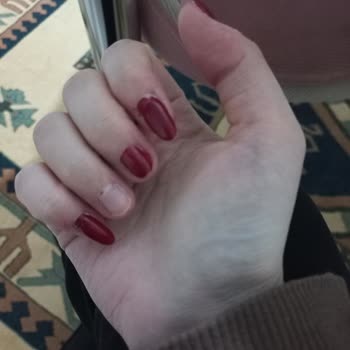 Gratis Beauty Kalitesiz Hizmet!