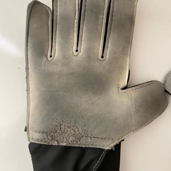 Adidas Yeni Almış Olduğum Ürünün Bozulması