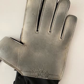 Adidas Yeni Almış Olduğum Ürünün Bozulması