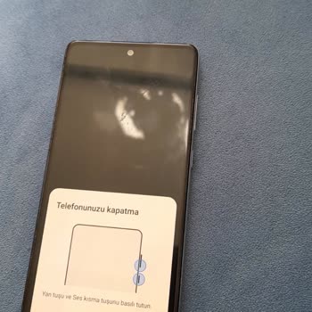 Samsung Telefon A72 Ekran Dondu