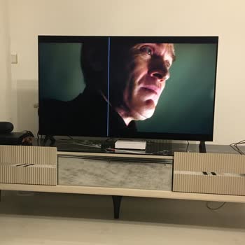LG Oled TV 7. Ayda Ekranda Dikey Çizgi Oluştu Ve Değişim Yapılmadı